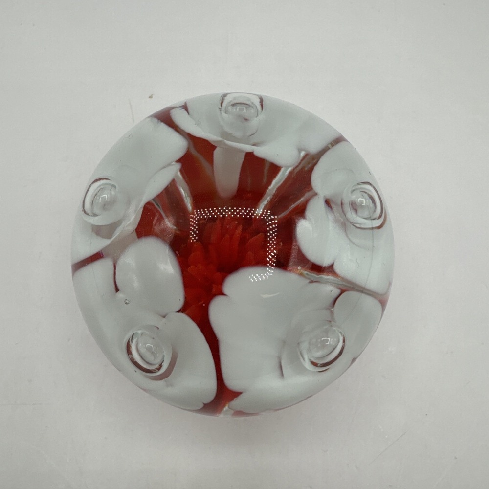 Paperweight Red White Design Floral Art Glass Style Vintage Controlled Bubble - Picture 4 of 6